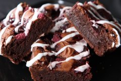 Raspberry-Swirl-Brownie-1020