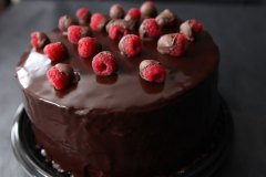 Raspberry-Red-Velvet-Cake-1020