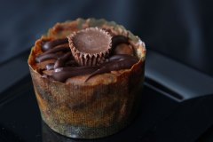 Peanut-Butter-Fudge-Swirl-Cheesecake-Cup-1020